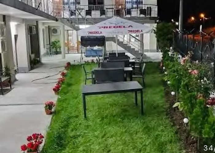 Hotel Asq Kavarna