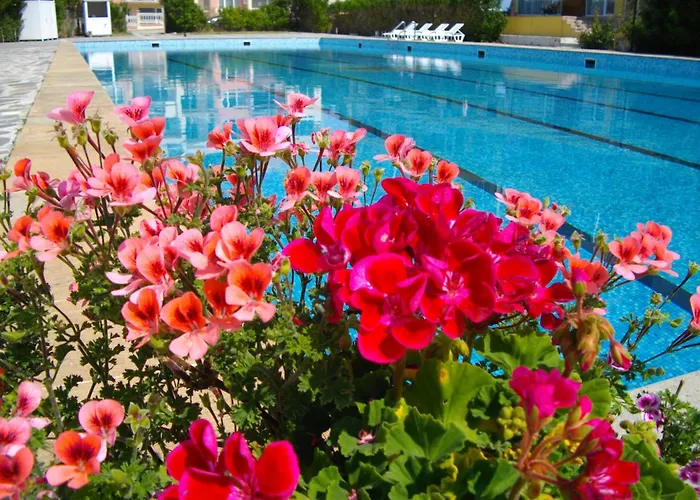 Sunshine Pearl Family Hotel
